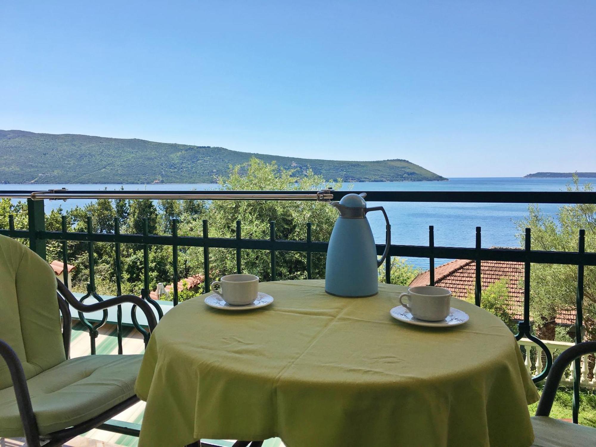Garni Hotel Bokeska Noc Херцег-Нови Экстерьер фото